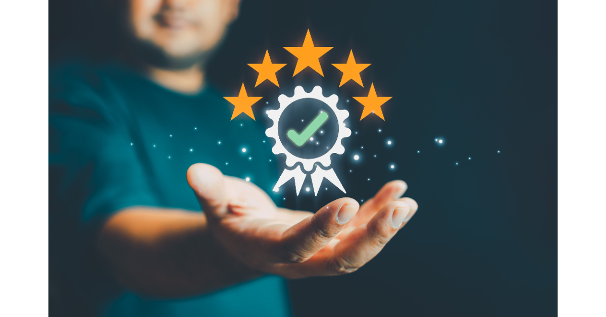 ポイントのチェックマークが手に乗っている