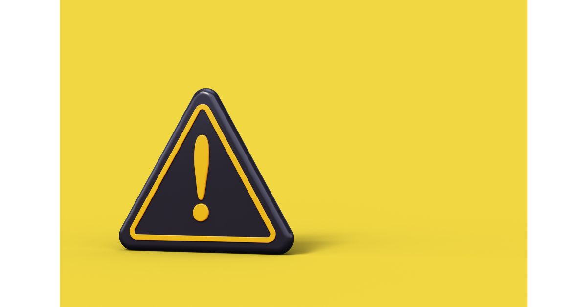 重要さを示す、黄色の背景にエクスクラメーションマーク