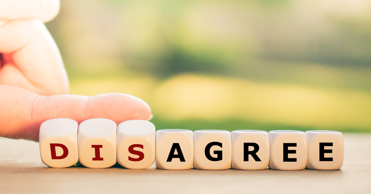 Dis/agree（賛成・反対）と書かれたサイコロ